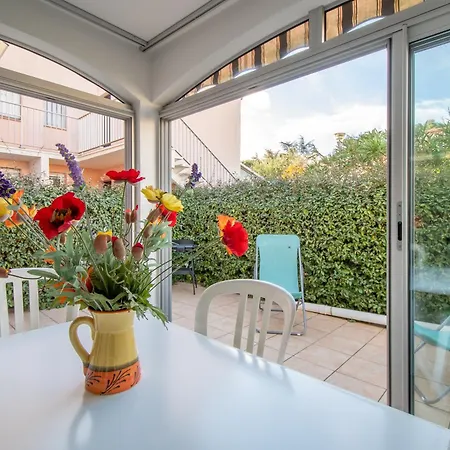 Apartment L'esprit Boheme - Terrasse - Proche Camp Naturiste